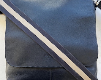 Authentic Coach Charles A1721-F72362 Navy Blue Leather Messenger