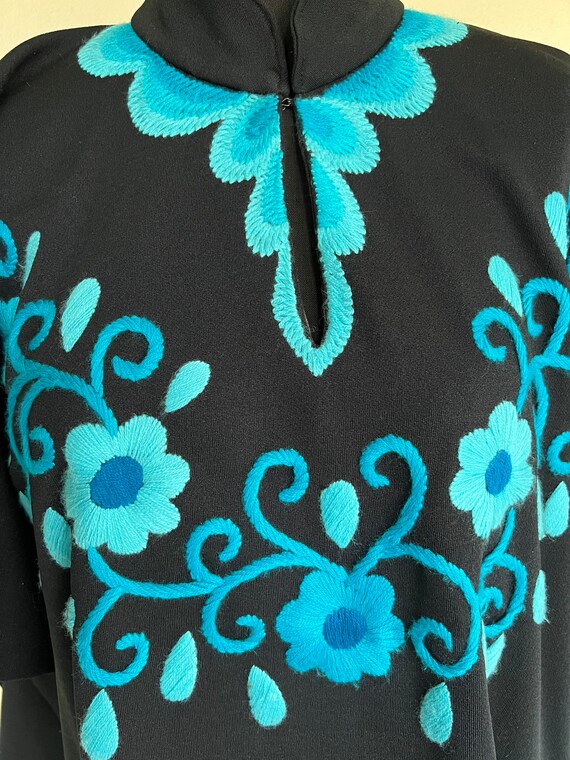 Lovely Authentic Vintage 1960's Black Turquoise F… - image 3