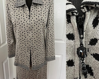 St John Evening Black Silver Metal Thread Jacket Skirt Suit Set Size 8 Excellent Mint Condition