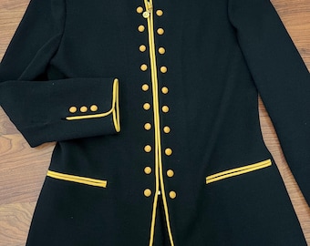 Veste longue St John Santana en tricot noir jaune avec bordures cloutées Taille 6 Parfait état impeccable