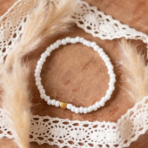 Armband mit Herz, filigranes Armband mit Herz, Perlenarmband mit Herz, Perlenarmband, Armband mit Goldherz
