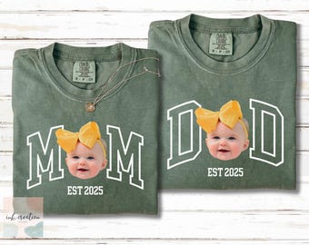 Camisa personalizada con colores cómodos para mamá y papá, sudadera personalizada para mamá y papá, regalo personalizado para mamá y papá, camisa con cara de bebé, sudadera universitaria para mamá