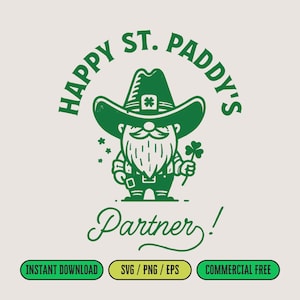 Puede incluir: Ilustración verde de un duende con un sombrero con un trébol en él. El duende sostiene un trébol. El texto "Happy St. Paddy's Partner!" está escrito alrededor del duende.