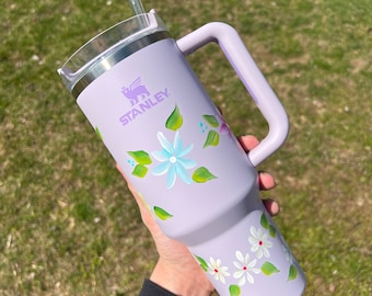 Painted Stanley 40oz lilac purple tumbler with floral design, springtime daisies, custom painted Stanley for mother's day, spring garden