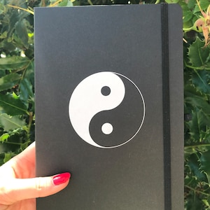 Yin Yang | Tai Chi spiritual black A5 hardcover notebook