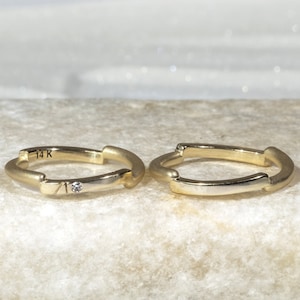 Wedding Ring Set His and Her | 14K Solid Gold | Same Minimal Unique Design for Men and Women | One with Diamond | Free Engraving | Unisex