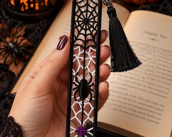 Halloween FSL Spider Bookmark, Freestanding Lace Embroidery Design, Gothic Spiderweb Bookmark, Machine Embroidery Digital File