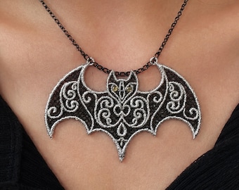 FSL Bat Lace Necklace – Gothic Freestanding Lace Embroidery Design | 3 Sizes | Instant Download.