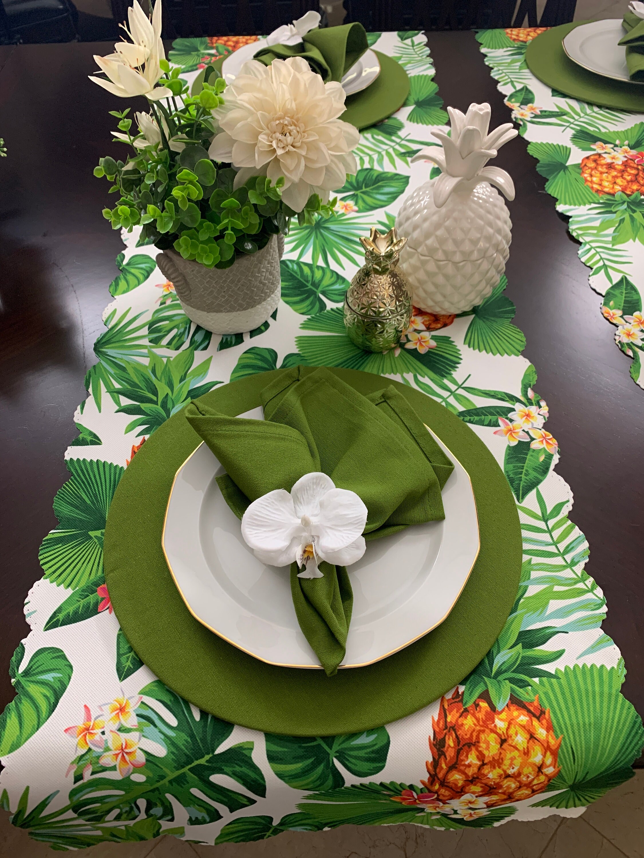 Pineapple Theme Table Setting Bundle Tropical Table Decor Etsy