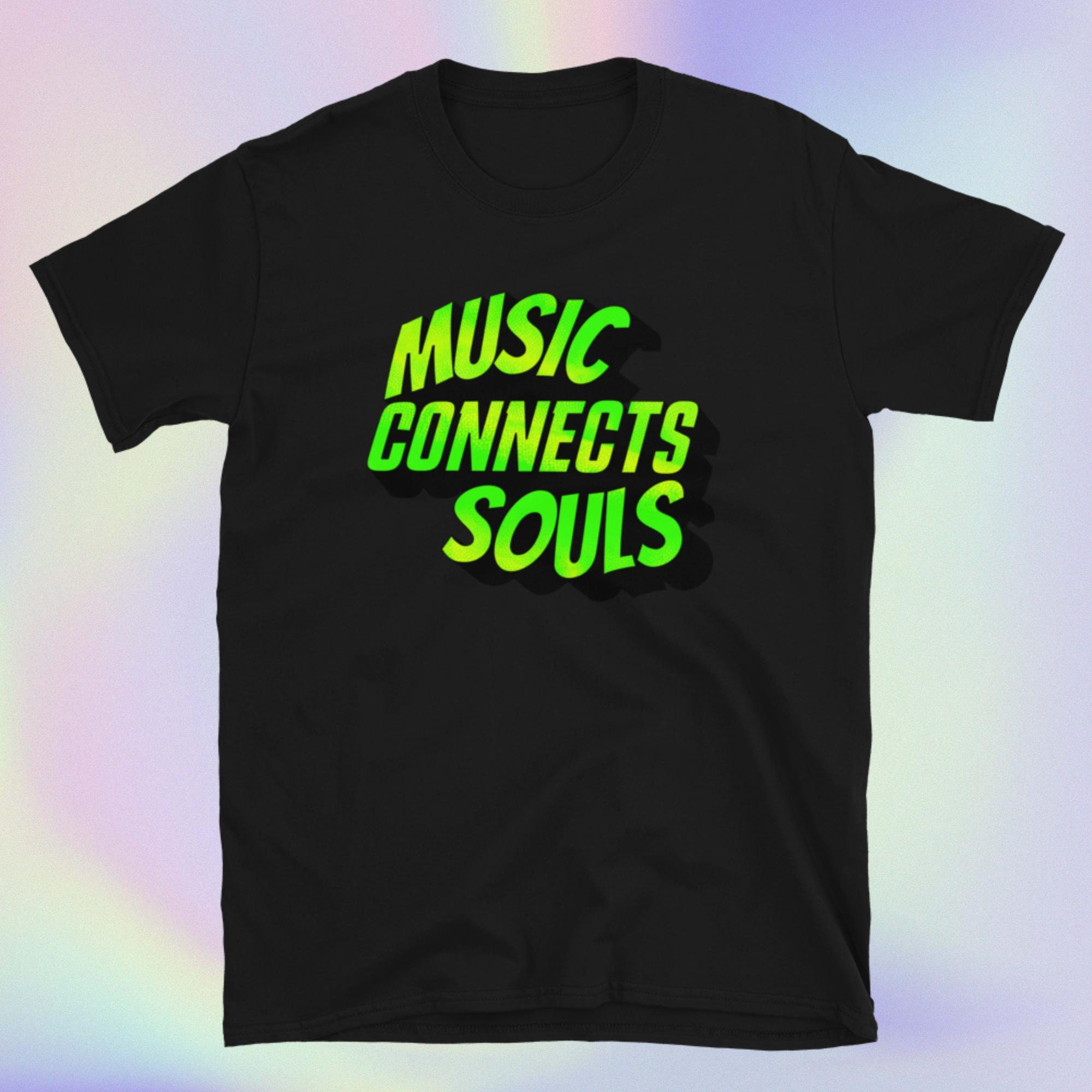 Tシャツ・カットソー [SOUNDS GOOD] SOULGIRL Loves Music Tee No. 1 Music Connects Souls T-shirt - Etsy