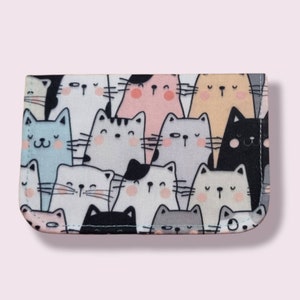Petit titulaire de carte de crédit mince, titulaire de carte-cadeau, titulaire de carte Oyster, petit cadeau, titulaire de carte minimaliste, catlover, titulaire de carte de poche