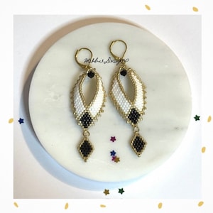 Leaf Earrings, Dangle, Beaded, Peyote Weave, Leaf Shape, Handmade, Exquisite, Unique, Gift for Her,