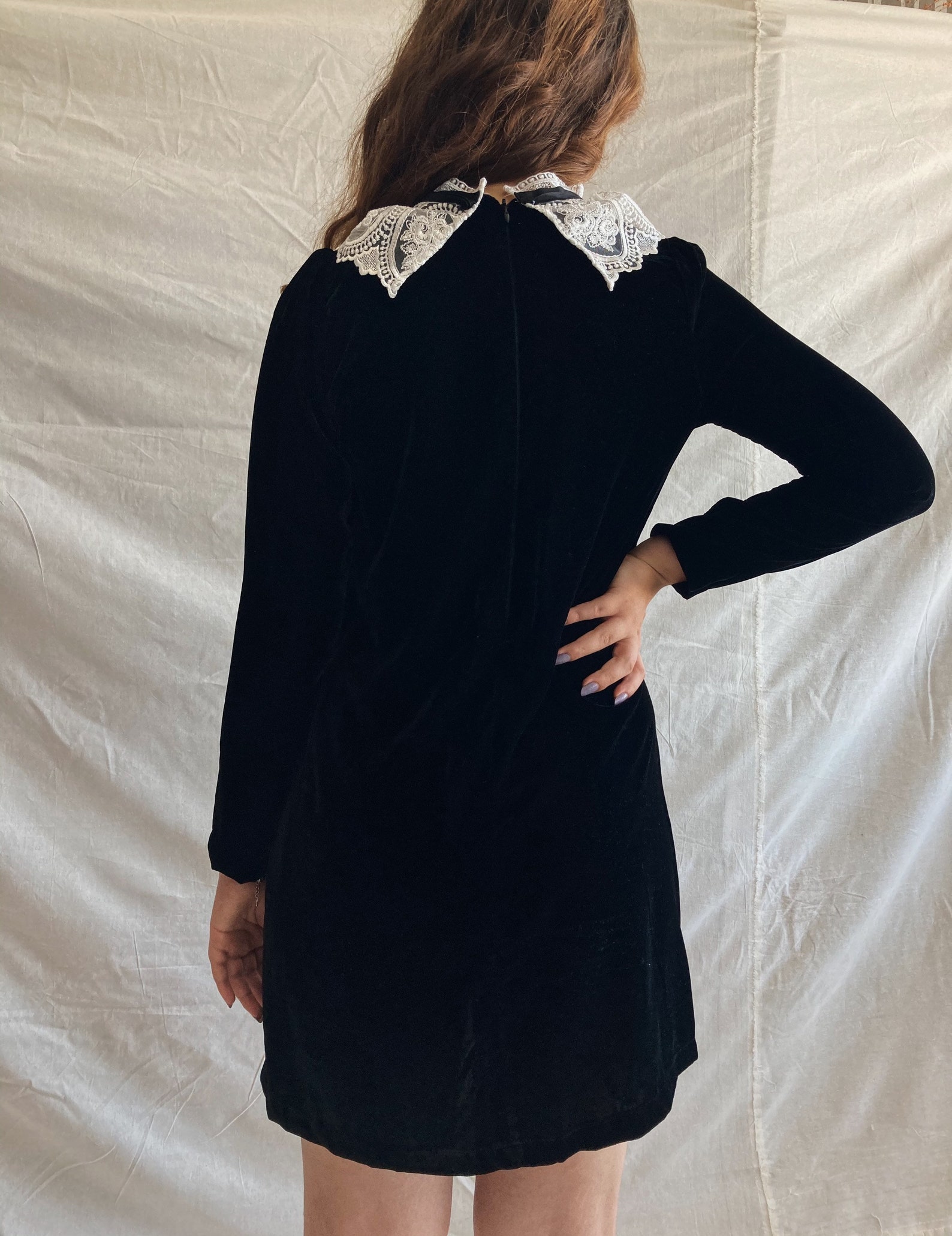 Carrall Reed Black Velvet Mini Dress Size Medium