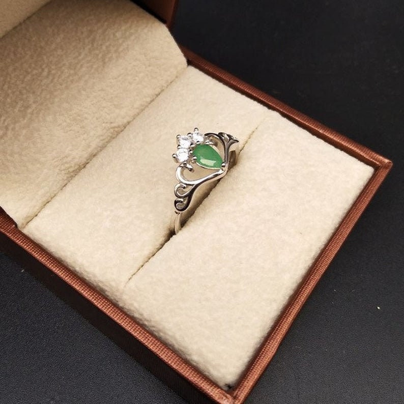 Natural Emerald Ring Gemstone Ring 925 Sterling Silver Ring Crown Ring,Birthstone Ring,Emerald Silver Ring,Promise Ring,Rings for Women.