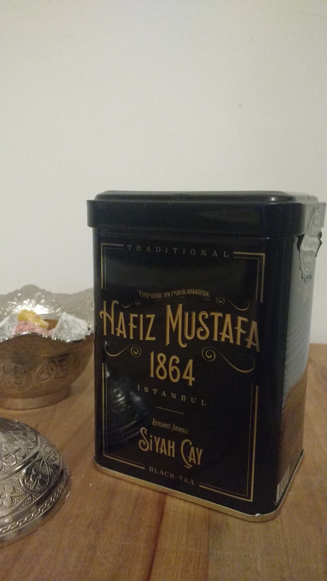 Turkish tea Loose leaf black tea in a tin Bergamot Etsy