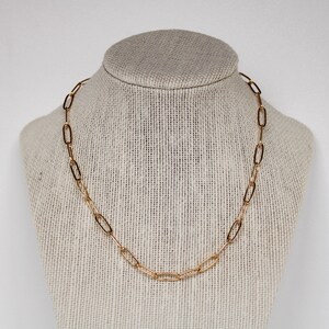Simple paperclip chain