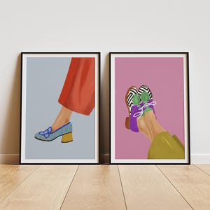 Juego de 2 impresiones artísticas de pies, impresión de zapatos, arte de pared colorido, descarga instantánea, arte de postal, dibujo único, arte de pared moderno, decoración maximalista