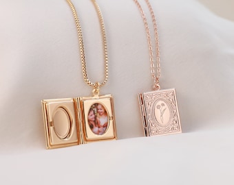 Collier médaillon livre, médaillon avec photo, médaillon fleur de naissance, collier médaillon initial personnalisé gravé, cadeau pour une mère, cadeau fête des mères