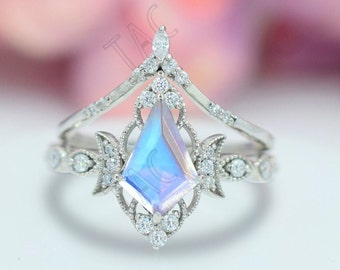 Moonstone Engagement Ring Set Antique Wedding Ring Set Kite Cut Vintage Bridal Anniversary Ring Set 925 Sterling Silver Unique Promise Ring