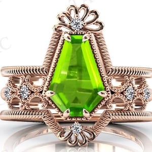 14k Gold Peridot Engagement Ring Set Coffin Shaped Peridot Wedding Ring Set Vintage 3 Pcs Bridal Ring Set For Women Unique Promise Ring Set