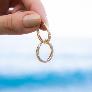 Gold Hoop Earrings Dainty Minimalist Hoops Gift For Her 14K Gold Gift for Mother Everyday Use zdjęcie 4