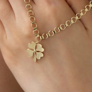 Clover Heart Gold Necklace - 14K Gold -Good Luck Gifts - Gold Chain - Dainty Gold Necklace - Tiny Clover Necklace - Christmas Gifts