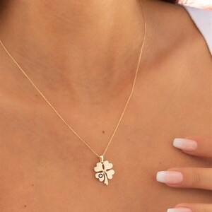 14K Gold Heart Gold Necklace - Good Luck Gifts - Gold Chain - Dainty Gold Necklace - Tiny Clover Necklace - Christmas Gifts - Gift For Her