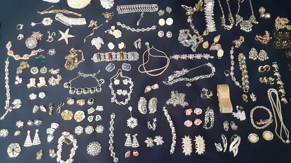 Sarah Coventry Vintage Costume Jewlery