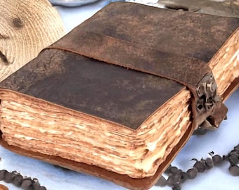 Libro delle ombre in pelle, diario grimorio, quaderno di viaggio, chiusura con lucchetto in carta con bordo frastagliato