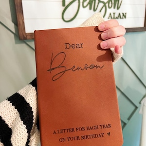 El primer cuaderno del bebé, una carta para cada año en su cumpleaños, cuaderno para nuevos padres grabado personalizado, bolsillos delanteros y traseros, nueva mamá
