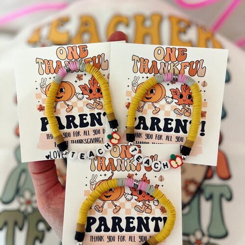 Dankbar für Sie, Lehrergeschenk! Danksagungsgeschenk für Lehrer, Tonscheibe Perle TEACH Armband, personalisierte Karte, Box & Band!