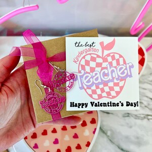 Roze Teacher Valentijnsdag-oorbellen! Valentijnscadeau leraar! Kaart, doos en lint!