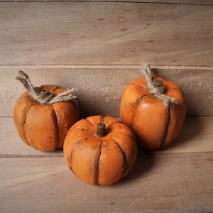 Rustic pumpkin set of 3, Hand crafted pumpkin, Wood pumpkin, Halloween, Pumpkin set, Fall decor, Primitive pumpkin, wood pumpkin, Fall decor
