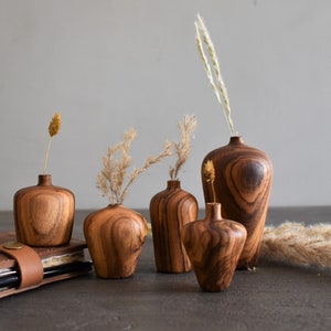 Miniature size wooden gift bud vases, small budvase for collection and table top. Home decor, mid century , cute small wooden vase, FULLSET