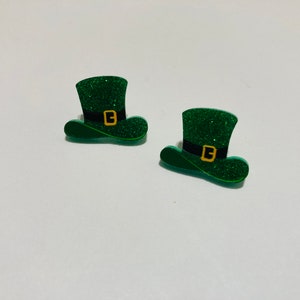 St. Patrick’s Day Stud Earrings, Irish Hat Earrings, Festive Earrings, Holiday Earrings, Acrylic Earrings, Gift For Her, Hypoallergenic