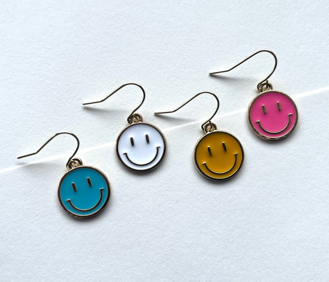 Smiley face dangle earrings deals