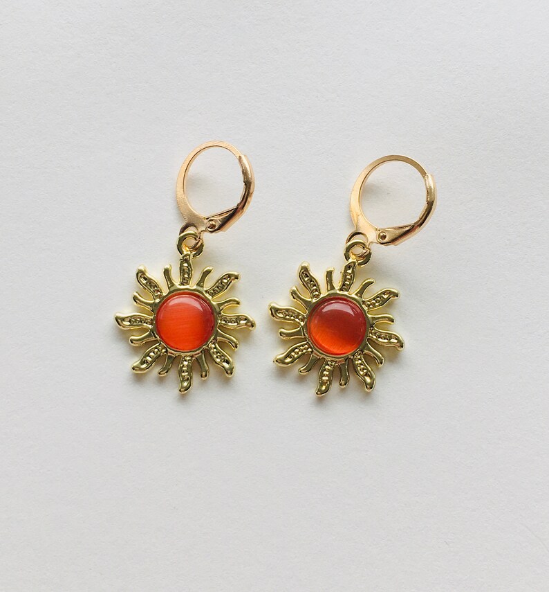 Green Sun White Sun Trendy Earrings Orange Sun Hypoallergenic Aesthetic Earrings Gold Sun Charm Huggie Earrings Rhinestone Sun Charm