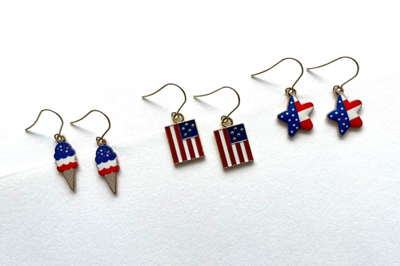 USA Patriotic Dangle Earrings, American Flag Earrings, Patriot Earrings, USA Jewelry, Red White Blue Earrings, Fourth of July Jewelry