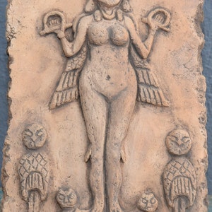 Sumerian goddess, İnanna goddess of love and war ,, ceramic, 25&#39;33&#39;3.5cm