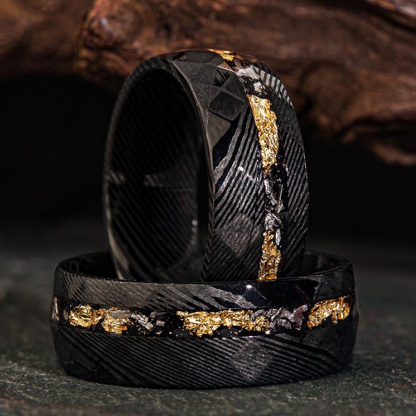 Damascus Steel Men's Ring: Meteorite Gold Leaf Inlay Wedding Band