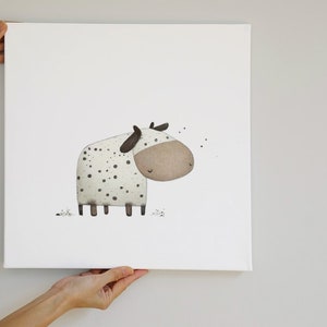 Eine isolierte kleine niedliche Kuh im Jon Klassen Stil digitaler Download druckbare Wandkunst Home Decor