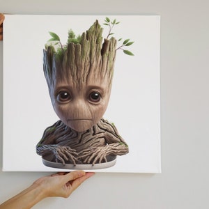 Niedliche Groot Sitzend und Schauen neugierig Digital Download druckbare Wandkunst Home Decor