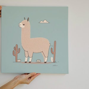 Encantadora ilustración de llama, estilo minimalista, colores neutros, arte de pared de guardería, descarga digital