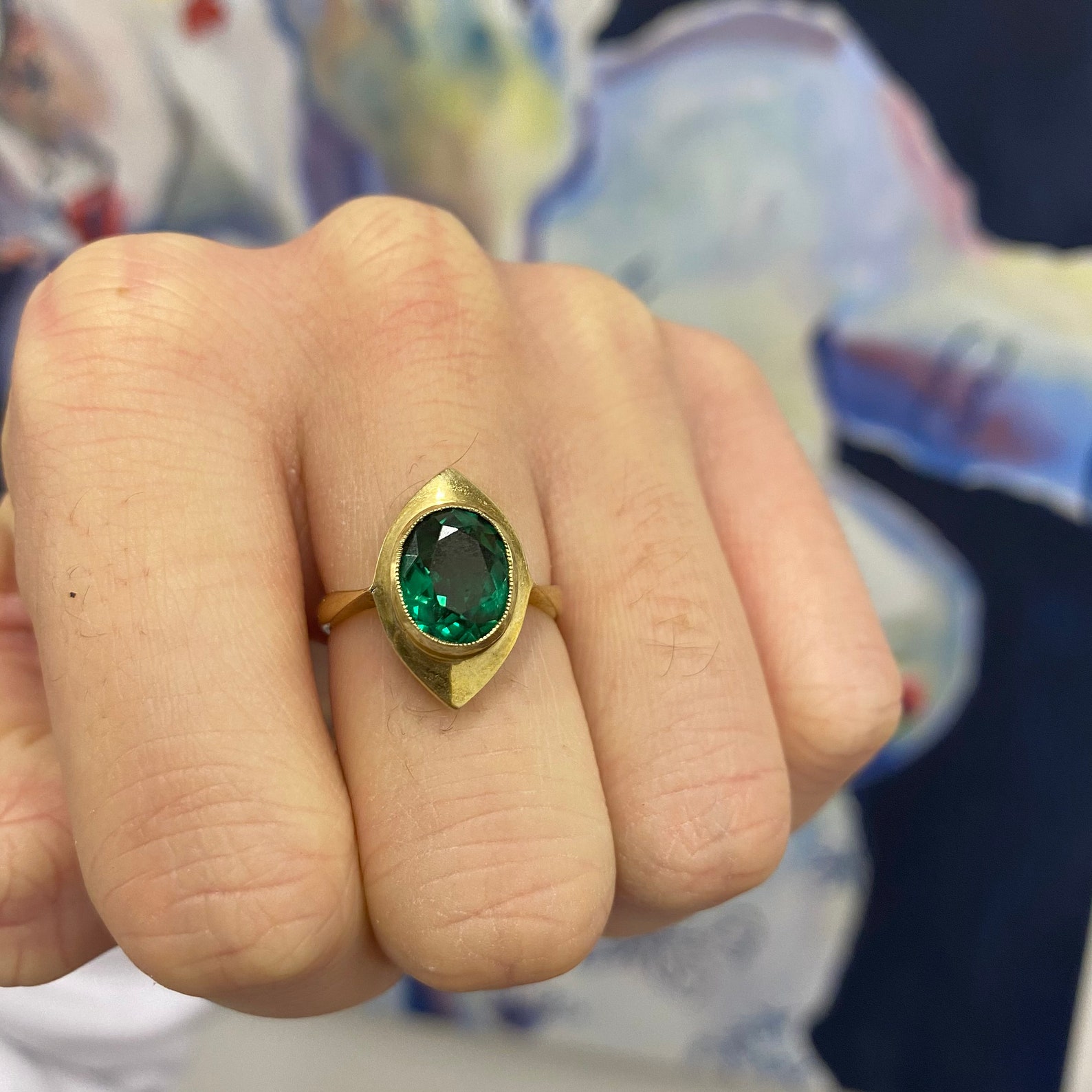 Antique 9ct Solid Gold Green Stone Ring Etsy