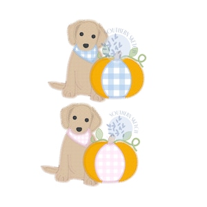 Puede incluir: Dos ilustraciones de un cachorro golden retriever con una calabaza. Un cachorro lleva un pañuelo azul a cuadros, el otro un pañuelo rosa a cuadros. Las calabazas son naranjas con parches a cuadros. El texto "SOUTHERN SKETCH" está encima de cada calabaza.