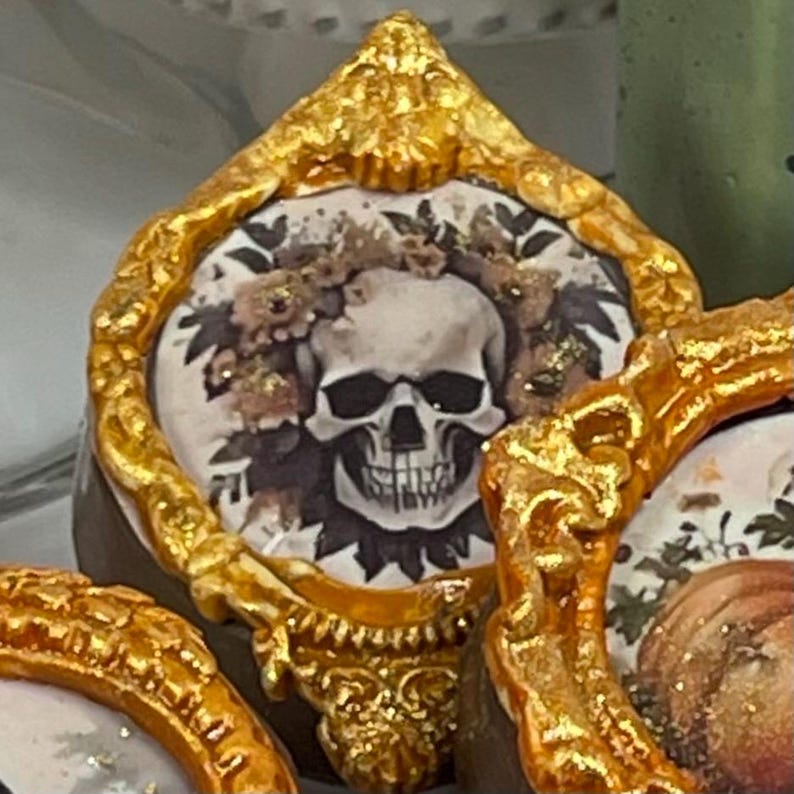 Chocolate Covered Oreos Halloween Triple Handdipped in Gourmet