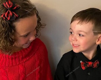 Red and Black Buffalo Plaid Bow Tie and Hair Bow Set, Festive Holiday Party Attire, Christmas Plaid Bow Tie, Christmas Bow, Family Matching
