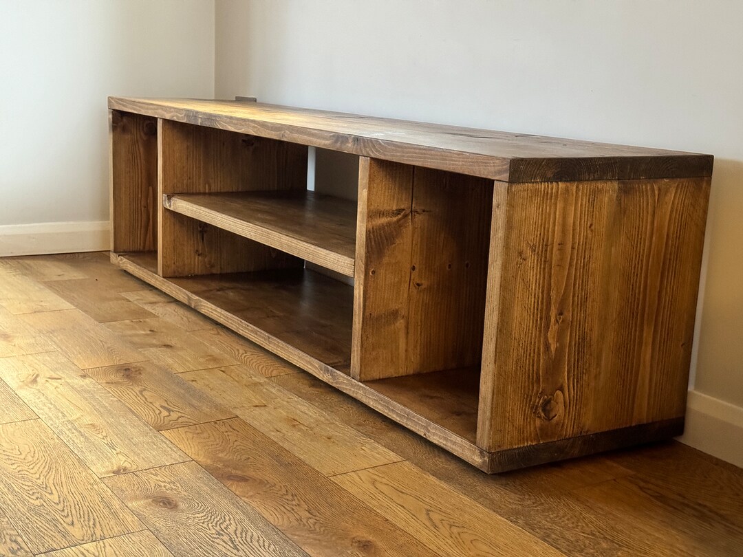 Handmade Reclaimed Wood Media Unit – Rustic Industrial Scaffold