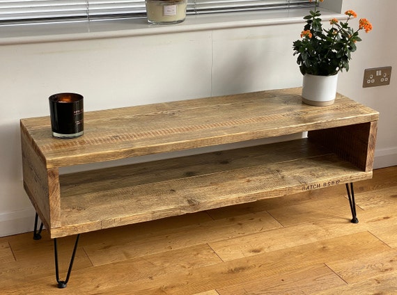 Handmade Reclaimed Wood TV Stand – Rustic Industrial Scaffold Board Media Unit with Hairpin Legs