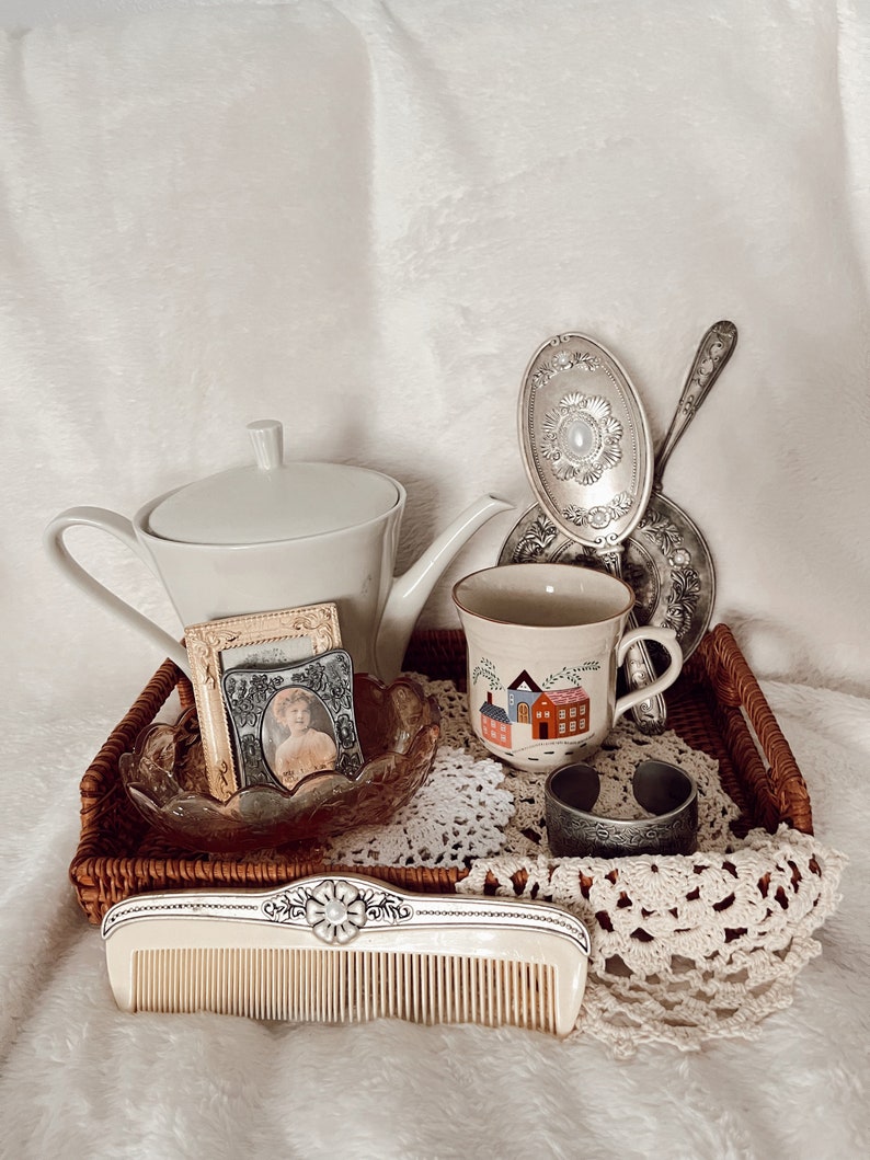 Thrifted Aesthetic Gift Boxes Birthday Gift Themed Boxes Vintage Unique ...